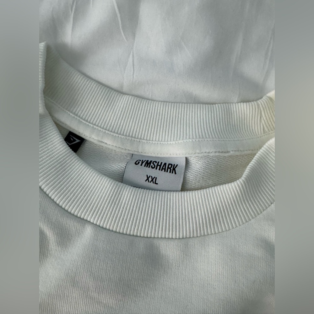 Gymshark Crewneck - Picture 3 of 4